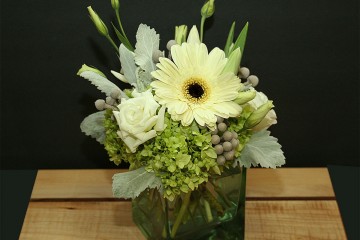 wedding_reception_simple_centerpiece