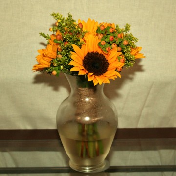 sunflower-bridesmaid-bouquet-01
