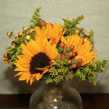 sunflower-bridesmaid-bouquet-04