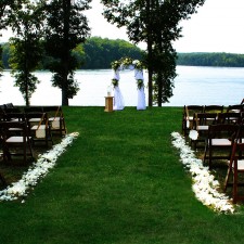 Wedding archway on lake 05