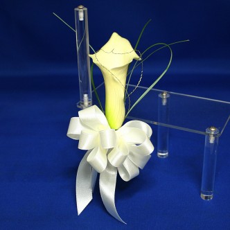 Calla lily wedding bouquet
