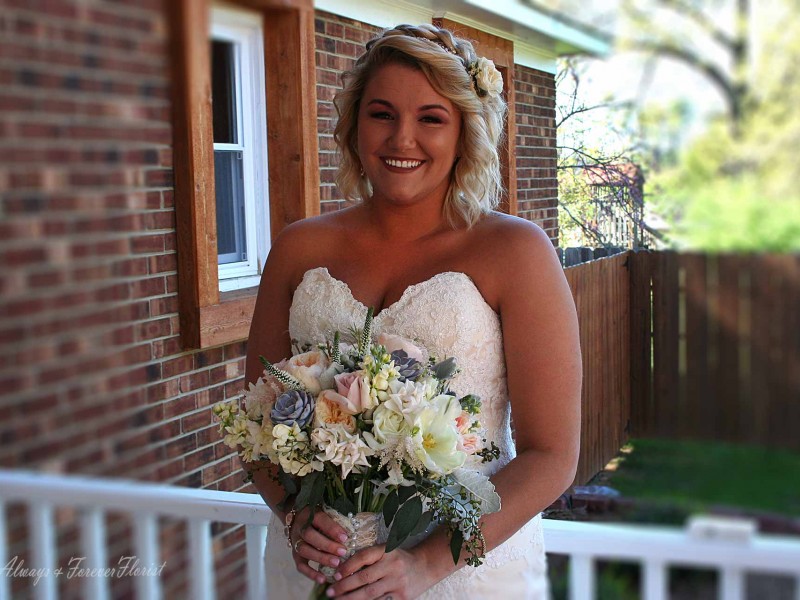 Gorgeous bridal bouquet