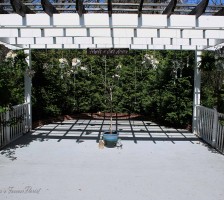 Gray gables wedding trellis display