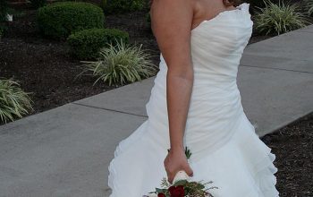 Gorgeous Bride And Bouquet