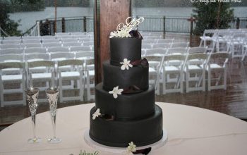 Wedding Cake By Delicious Bakery