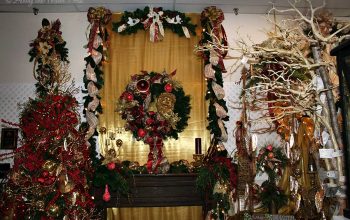 Christmas Mantle Arrangements