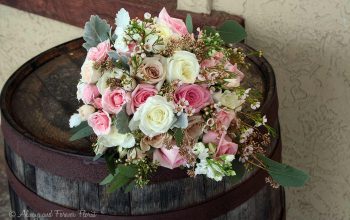 Gorgeous textures for bridal bouquet
