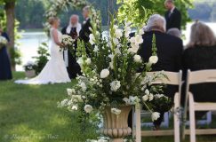 Beautiful wedding urn arrangement