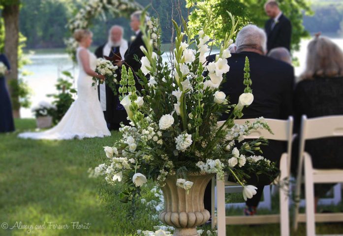 Beautiful wedding urn arrangement