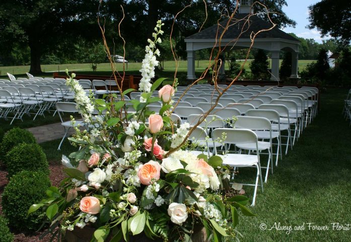 Outdoor wedding at oakhaven