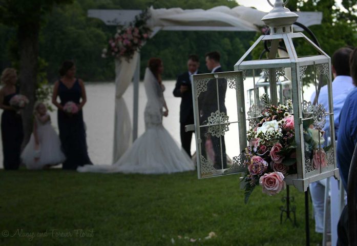 Wedding lantern with bouquet