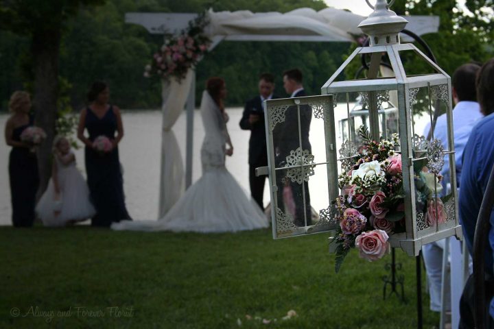 Wedding lantern with bouquet