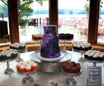 Purple wedding cake by bakemehappy