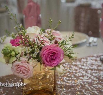 Gold cube vases for reception