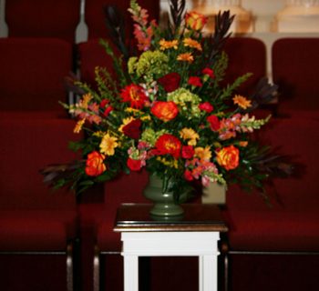 Wedding side piece arrangements